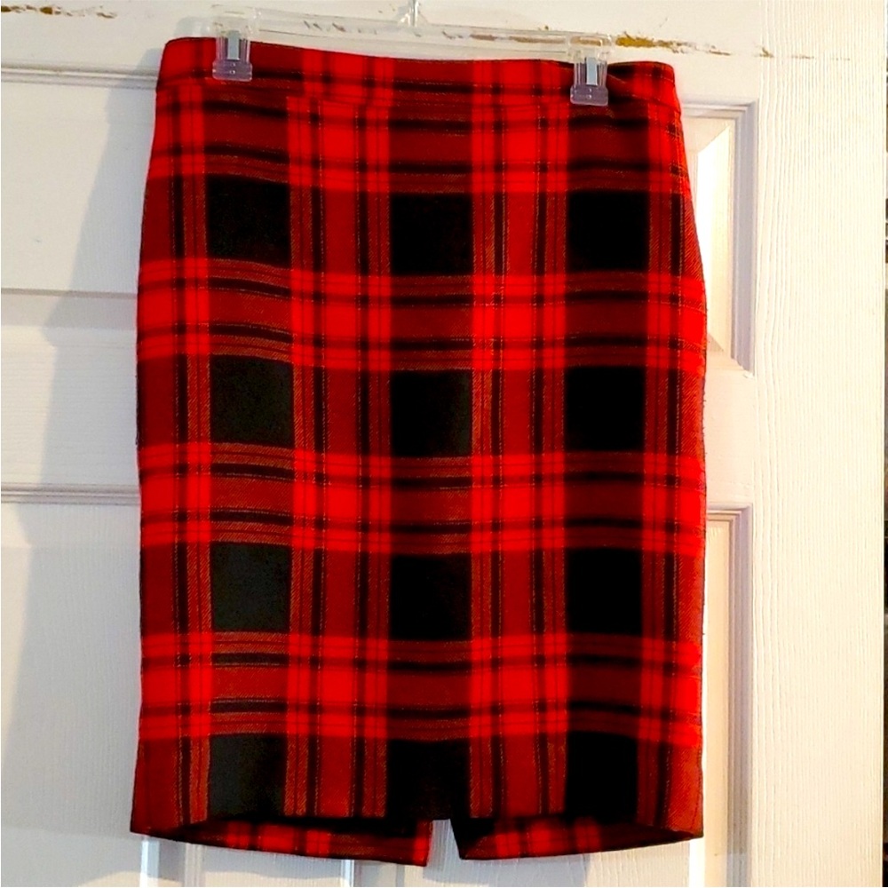 The Limited Skirt Buffalo Plaid Lined Size 4